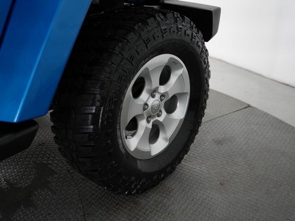 Jeep Wrangler Unlimited 4WD 4dr Sahara 2015