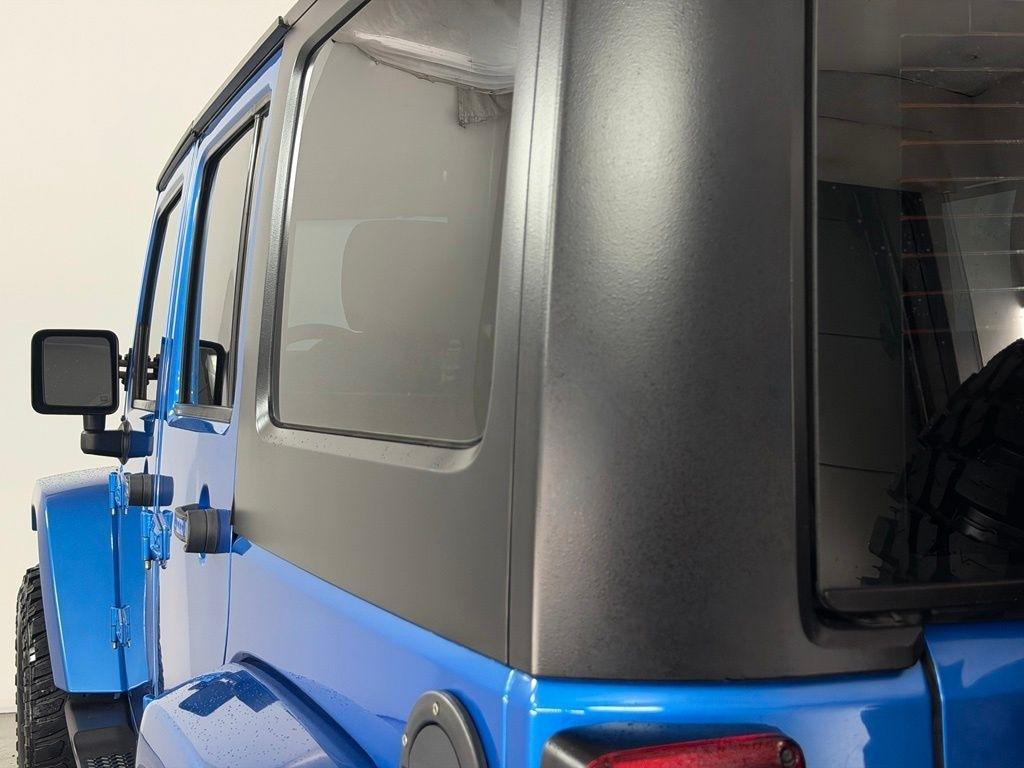 Jeep Wrangler Unlimited 4WD 4dr Sahara 2015