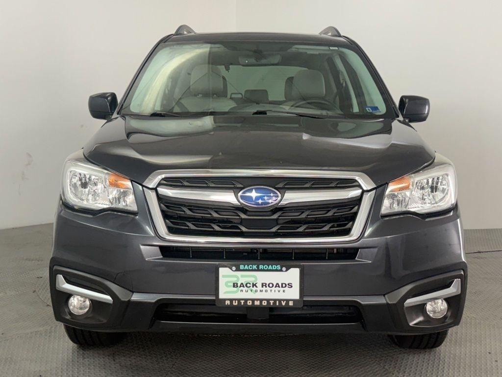 Subaru Forester 2.5i Limited CVT 2017