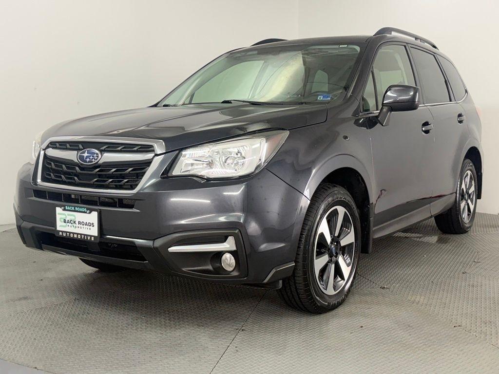 Subaru Forester 2.5i Limited CVT 2017