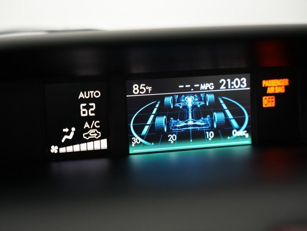 Subaru Forester 2.5i Limited CVT 2017