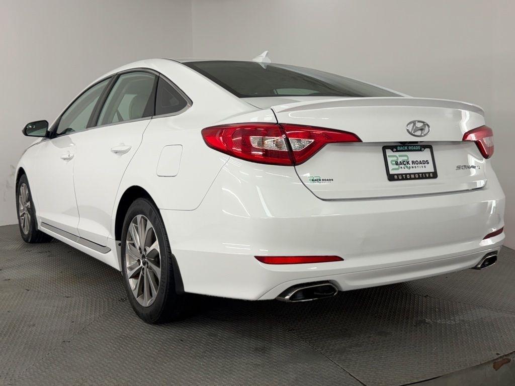 Hyundai Sonata Sport 2.4L 2017