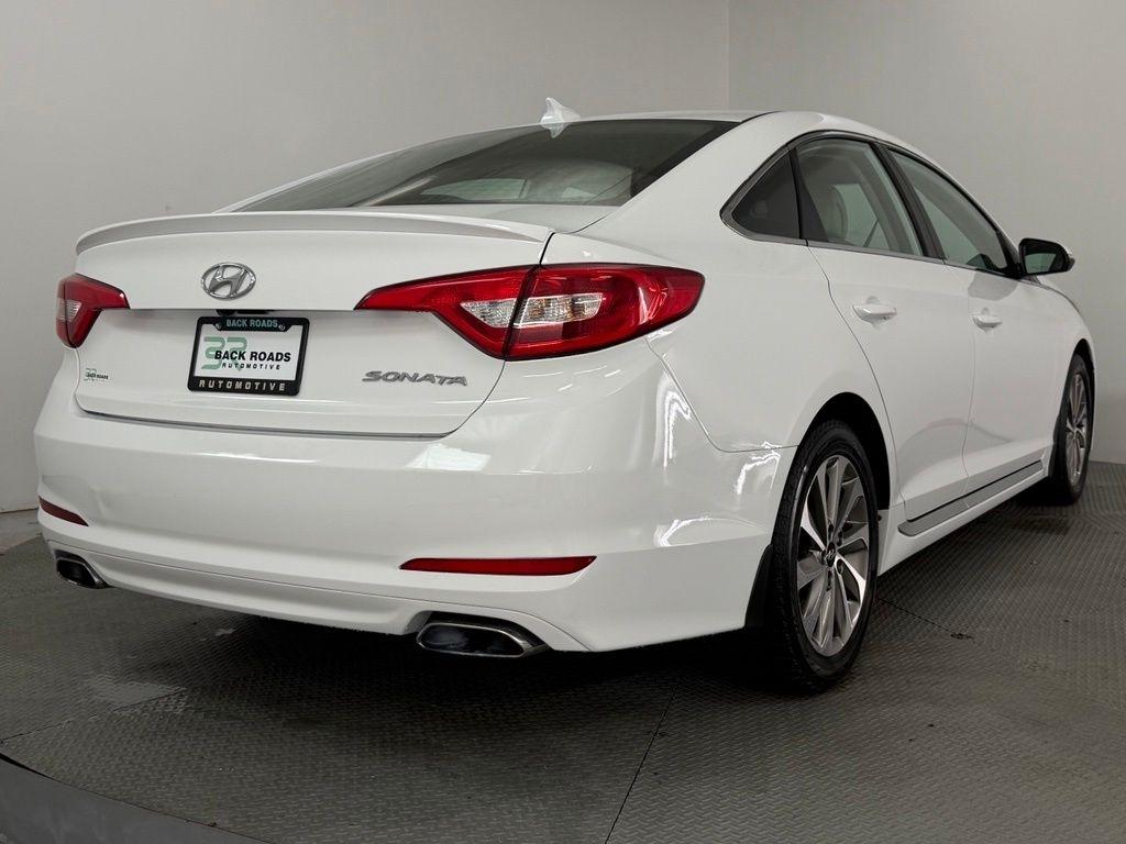 Hyundai Sonata Sport 2.4L 2017