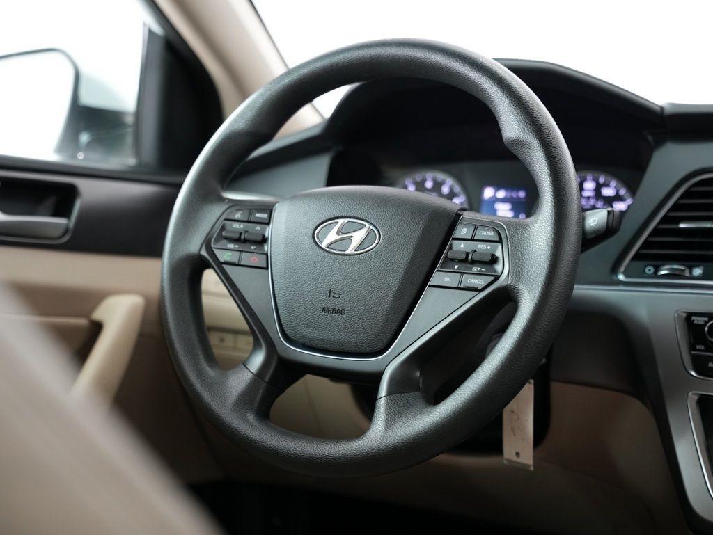 Hyundai Sonata Sport 2.4L 2017