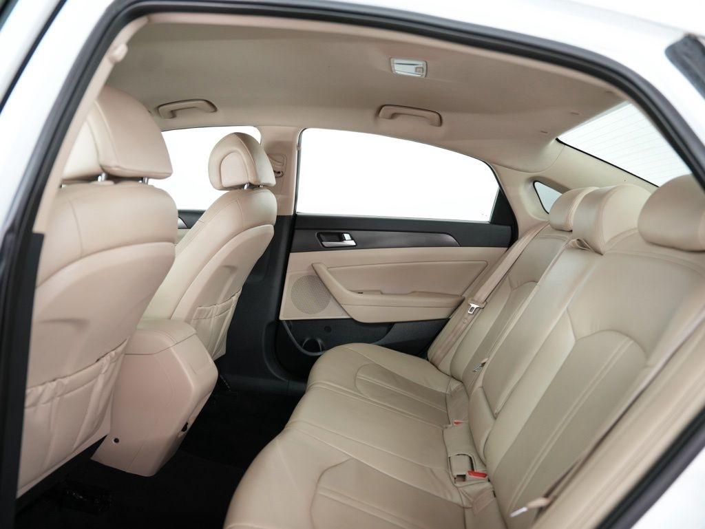 Hyundai Sonata Sport 2.4L 2017