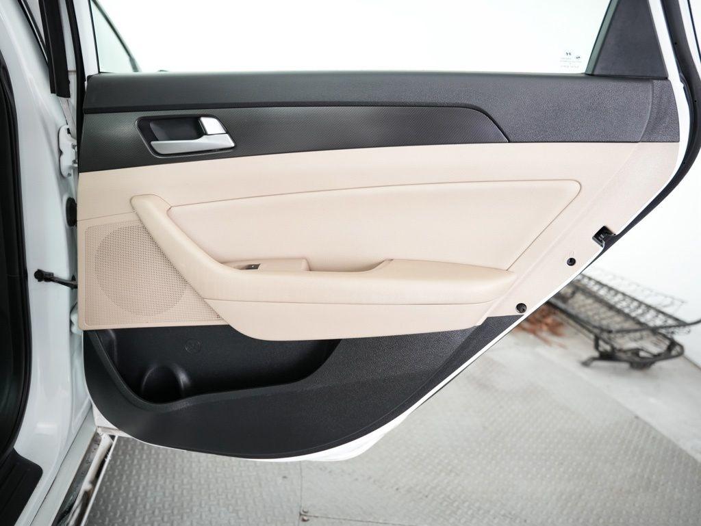 Hyundai Sonata Sport 2.4L 2017