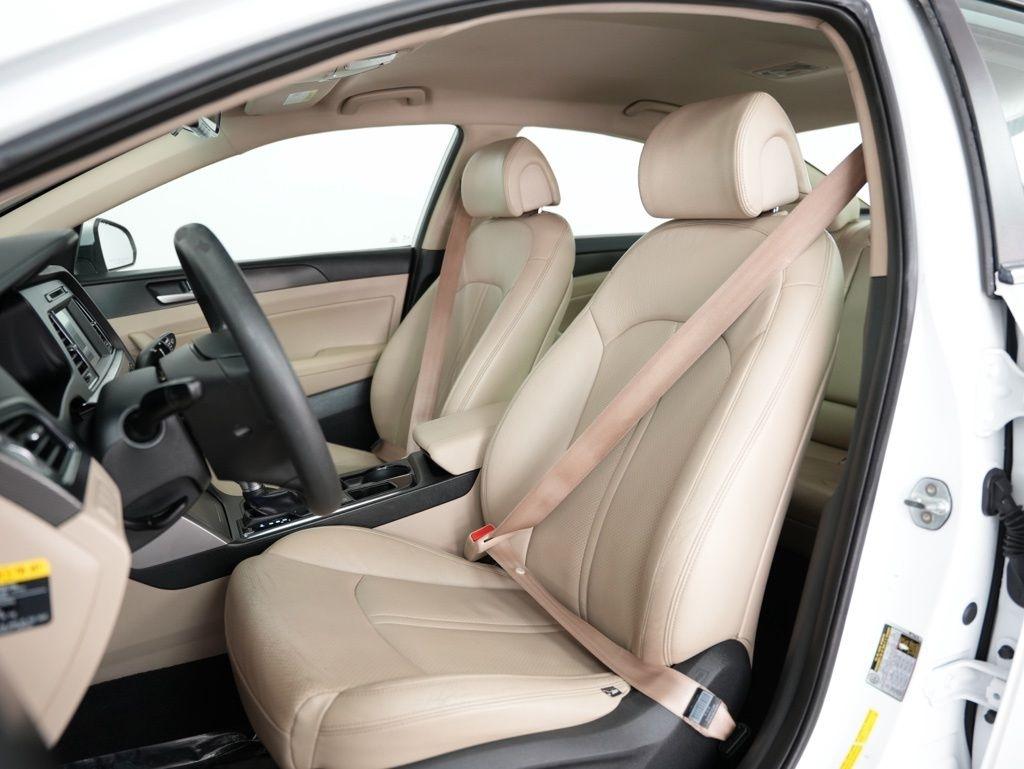 Hyundai Sonata Sport 2.4L 2017