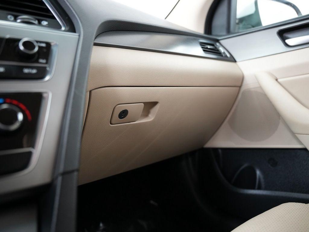 Hyundai Sonata Sport 2.4L 2017