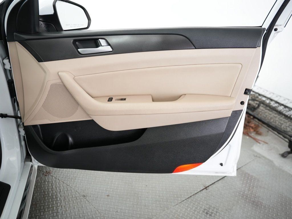 Hyundai Sonata Sport 2.4L 2017