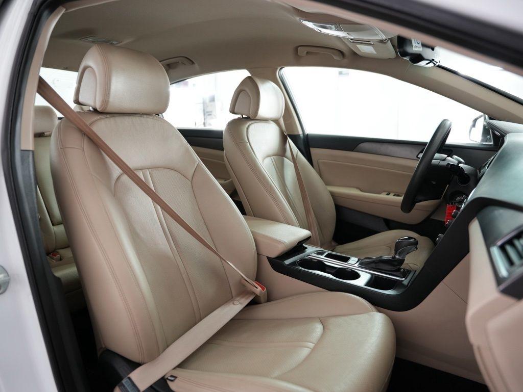 Hyundai Sonata Sport 2.4L 2017