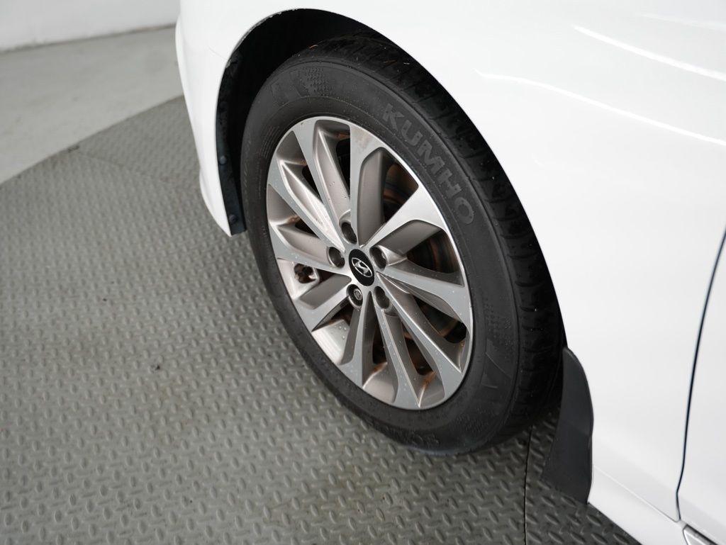 Hyundai Sonata Sport 2.4L 2017