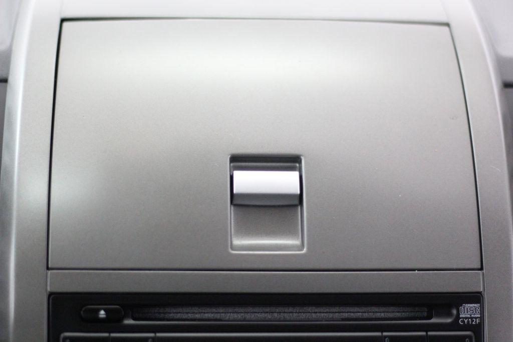 Nissan Sentra 4dr Sdn I4 CVT 2.0 2012