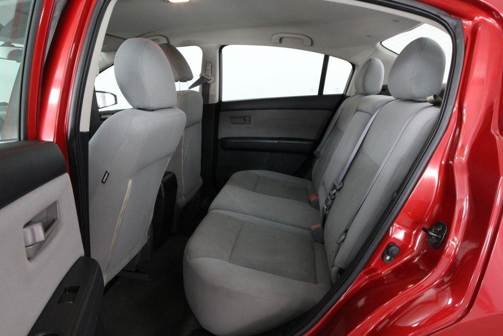 Nissan Sentra 4dr Sdn I4 CVT 2.0 2012