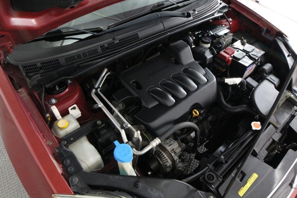 Nissan Sentra 4dr Sdn I4 CVT 2.0 2012