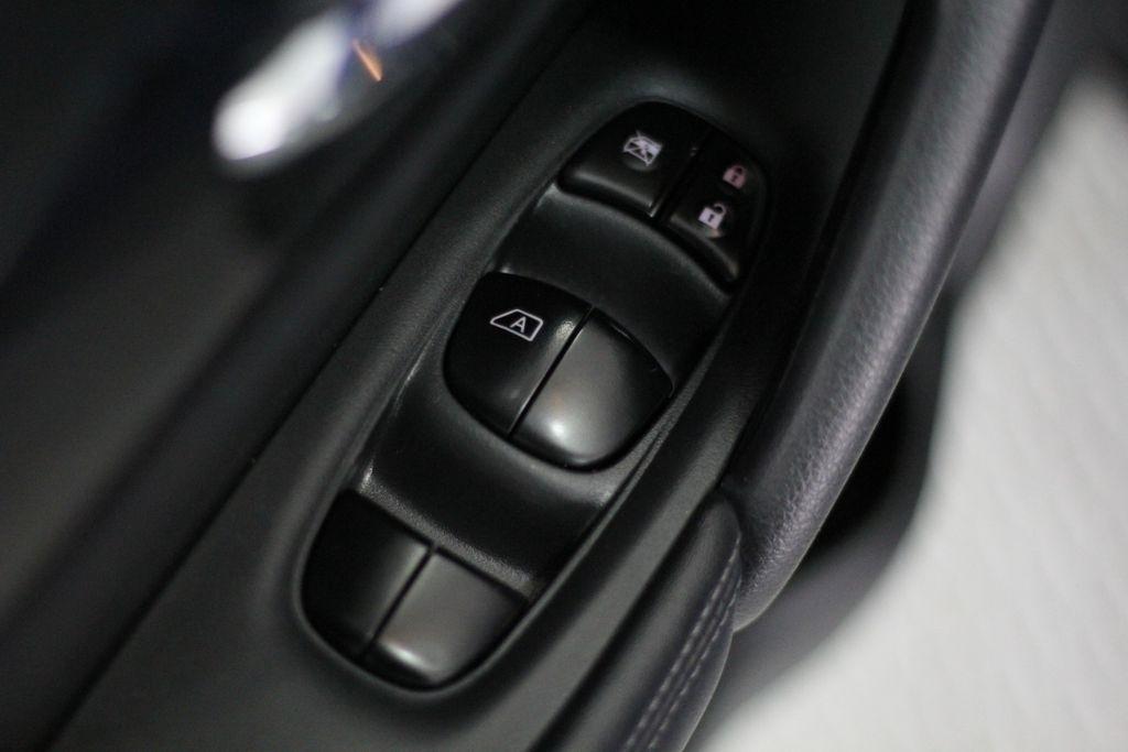 Nissan Rogue AWD S 2018