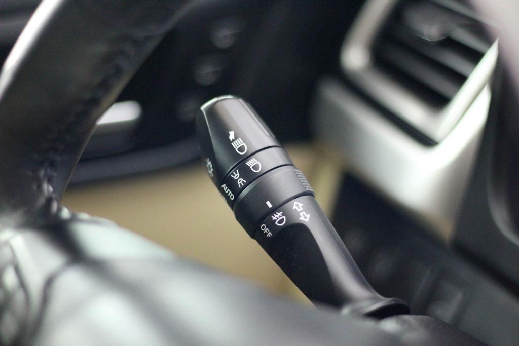 Toyota Highlander Limited V6 FWD (Natl) 2018