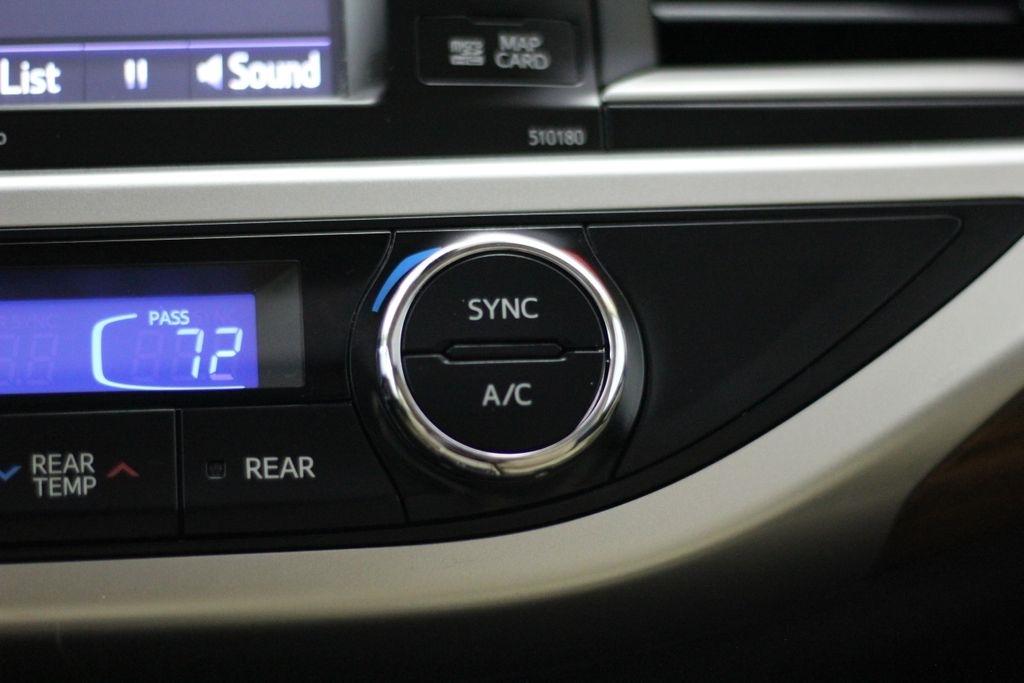Toyota Highlander Limited V6 FWD (Natl) 2018