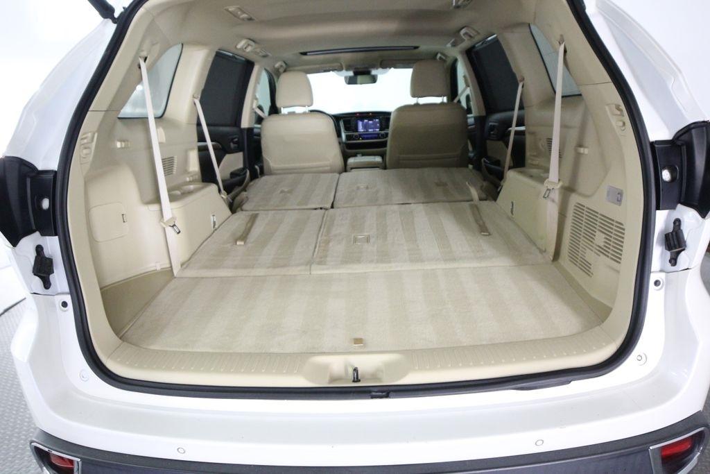 Toyota Highlander Limited V6 FWD (Natl) 2018