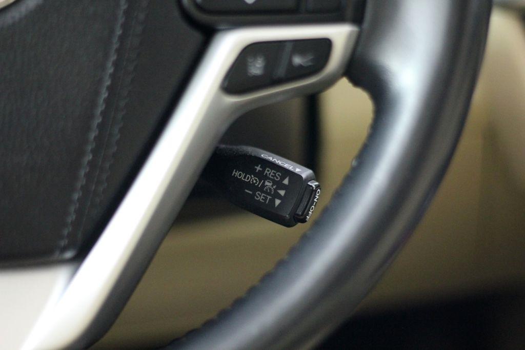 Toyota Highlander Limited V6 FWD (Natl) 2018