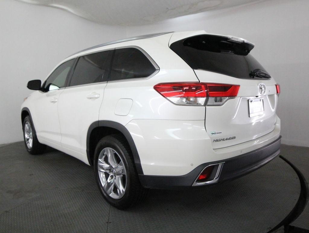 Toyota Highlander Limited V6 FWD (Natl) 2018