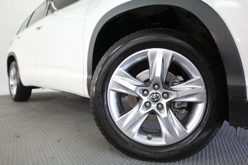 Toyota Highlander Limited V6 FWD (Natl) 2018