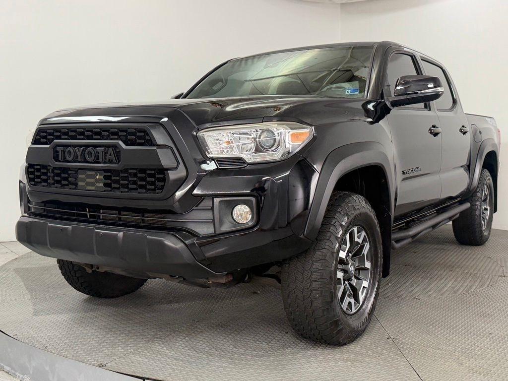 Toyota Tacoma TRD Off Road Double Cab 5' Bed V6 4x4 MT (Natl) 2018