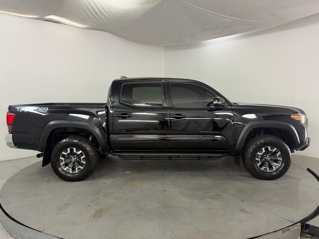 Toyota Tacoma TRD Off Road Double Cab 5' Bed V6 4x4 MT (Natl) 2018