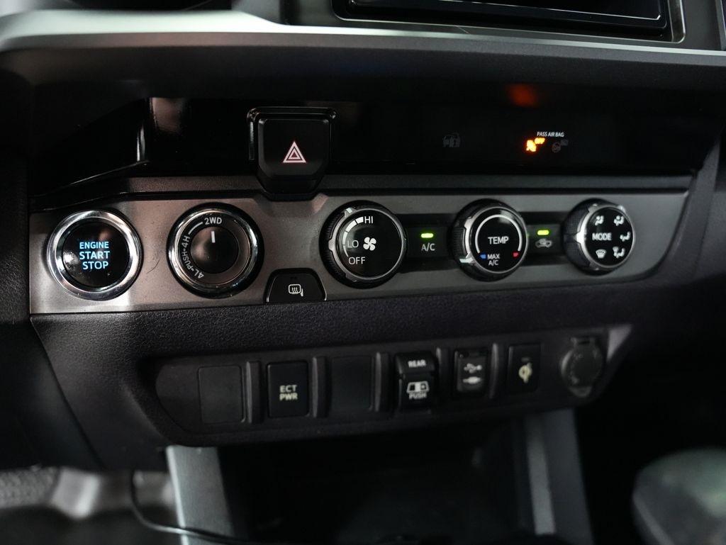 Toyota Tacoma TRD Off Road Double Cab 5' Bed V6 4x4 MT (Natl) 2018