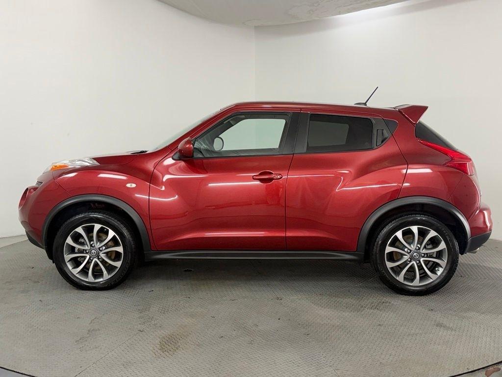 Nissan Juke 5dr Wgn I4 CVT SL AWD 2011