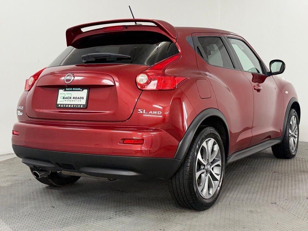 Nissan Juke 5dr Wgn I4 CVT SL AWD 2011