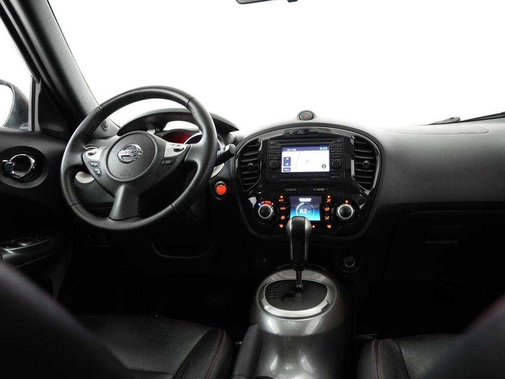 Nissan Juke 5dr Wgn I4 CVT SL AWD 2011