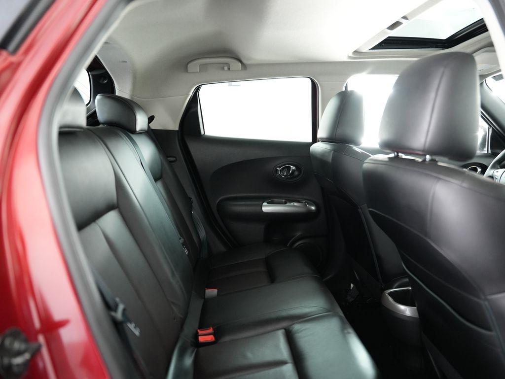 Nissan Juke 5dr Wgn I4 CVT SL AWD 2011