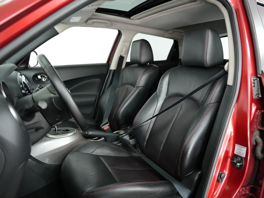 Nissan Juke 5dr Wgn I4 CVT SL AWD 2011
