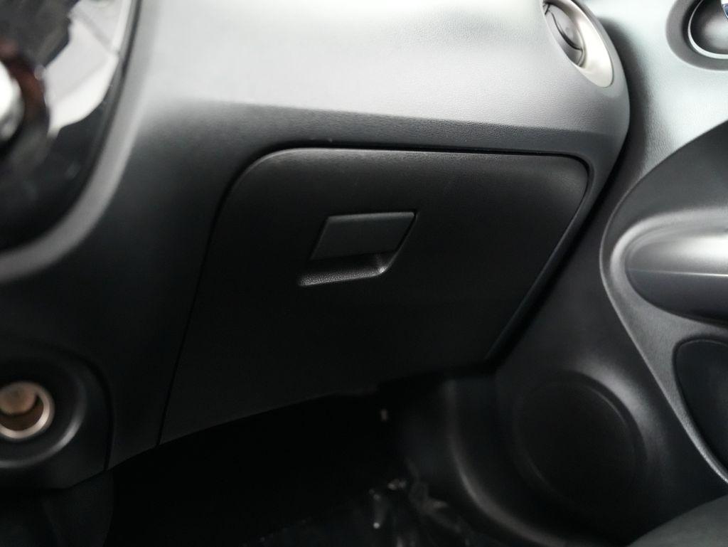 Nissan Juke 5dr Wgn I4 CVT SL AWD 2011