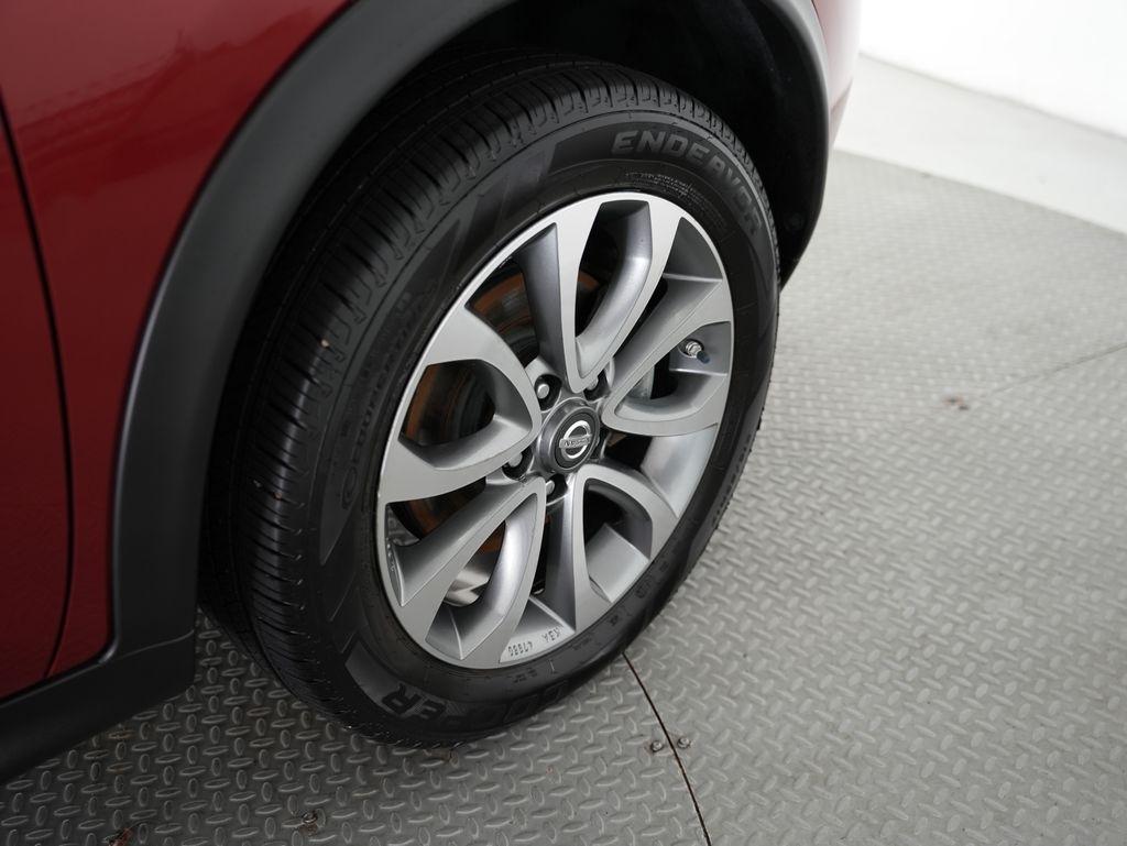 Nissan Juke 5dr Wgn I4 CVT SL AWD 2011