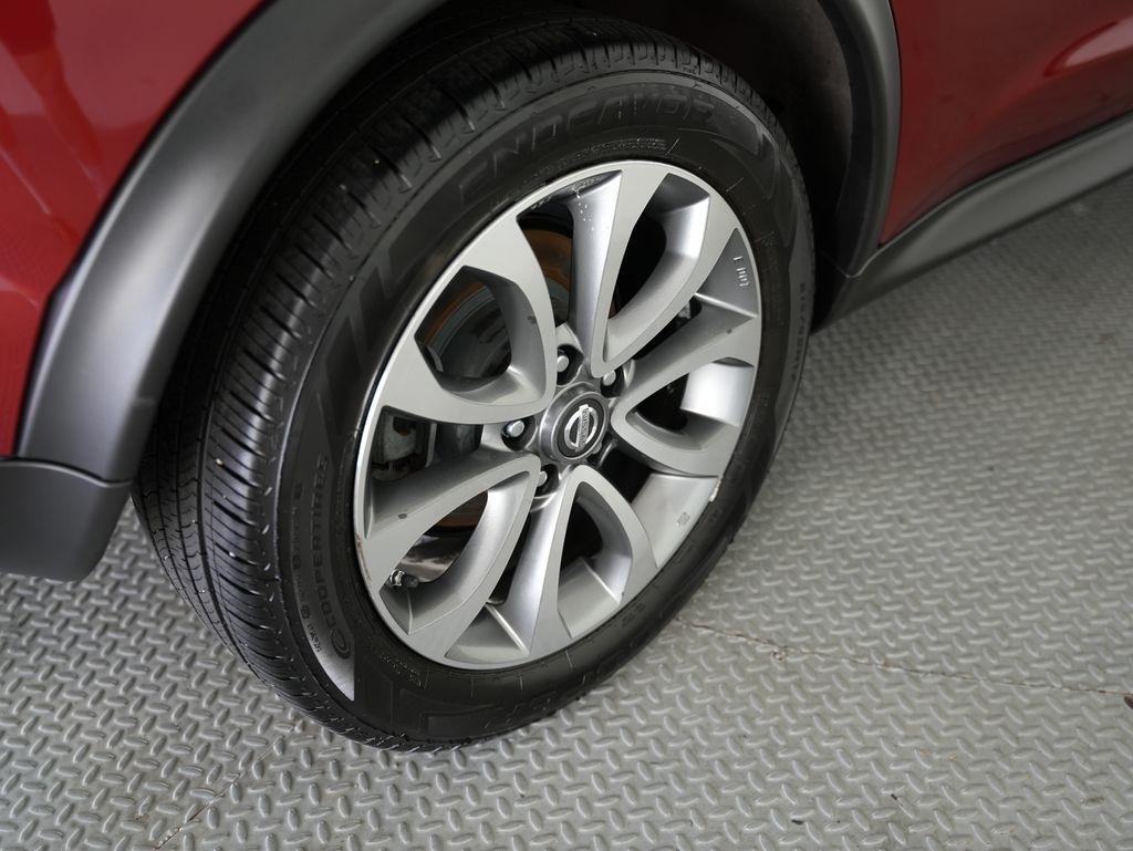 Nissan Juke 5dr Wgn I4 CVT SL AWD 2011