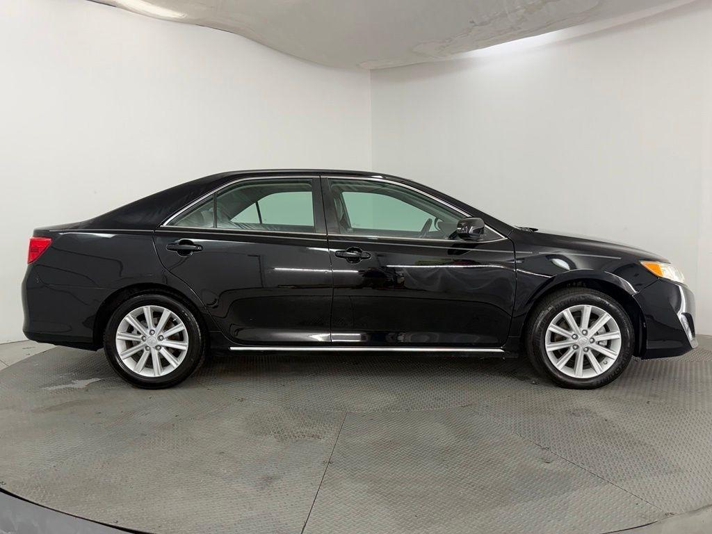 Toyota Camry 4dr Sdn I4 Auto SE Sport Limited Edition (Natl) 2012