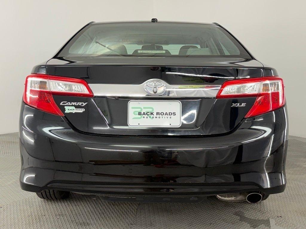 Toyota Camry 4dr Sdn I4 Auto SE Sport Limited Edition (Natl) 2012