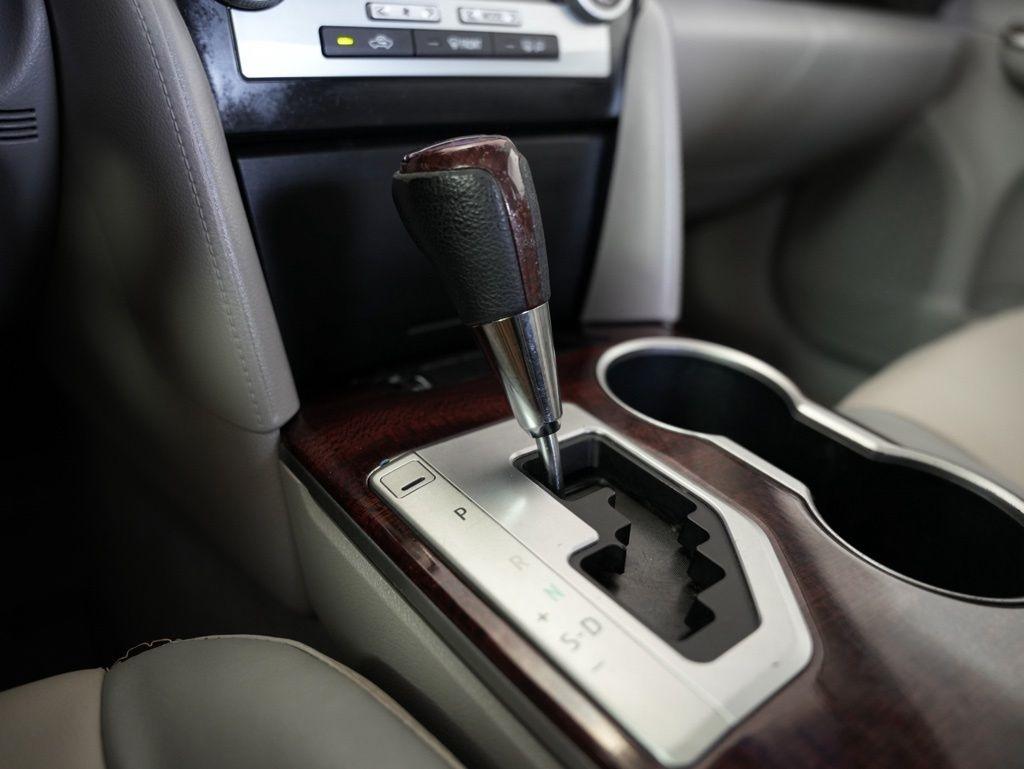 Toyota Camry 4dr Sdn I4 Auto SE Sport Limited Edition (Natl) 2012