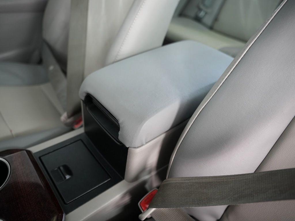 Toyota Camry 4dr Sdn I4 Auto SE Sport Limited Edition (Natl) 2012