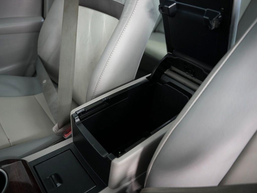 Toyota Camry 4dr Sdn I4 Auto SE Sport Limited Edition (Natl) 2012