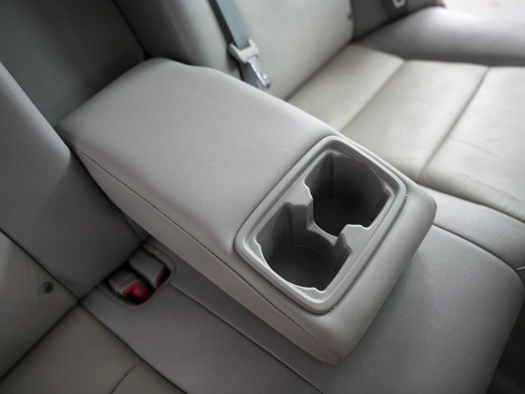 Toyota Camry 4dr Sdn I4 Auto SE Sport Limited Edition (Natl) 2012
