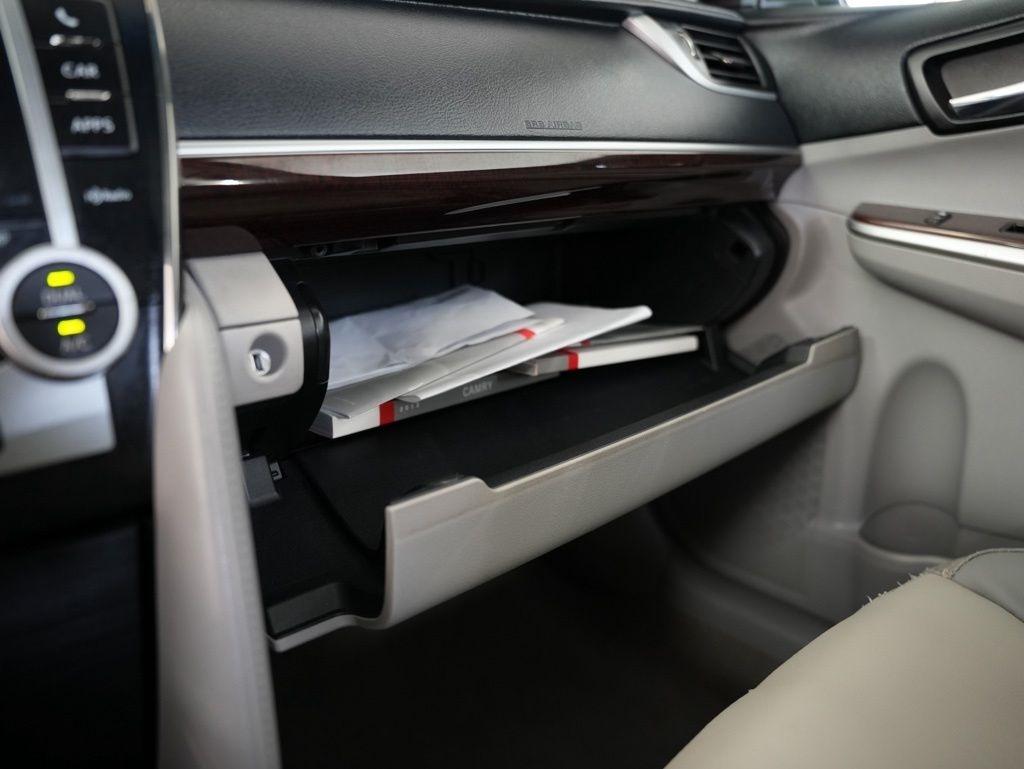 Toyota Camry 4dr Sdn I4 Auto SE Sport Limited Edition (Natl) 2012