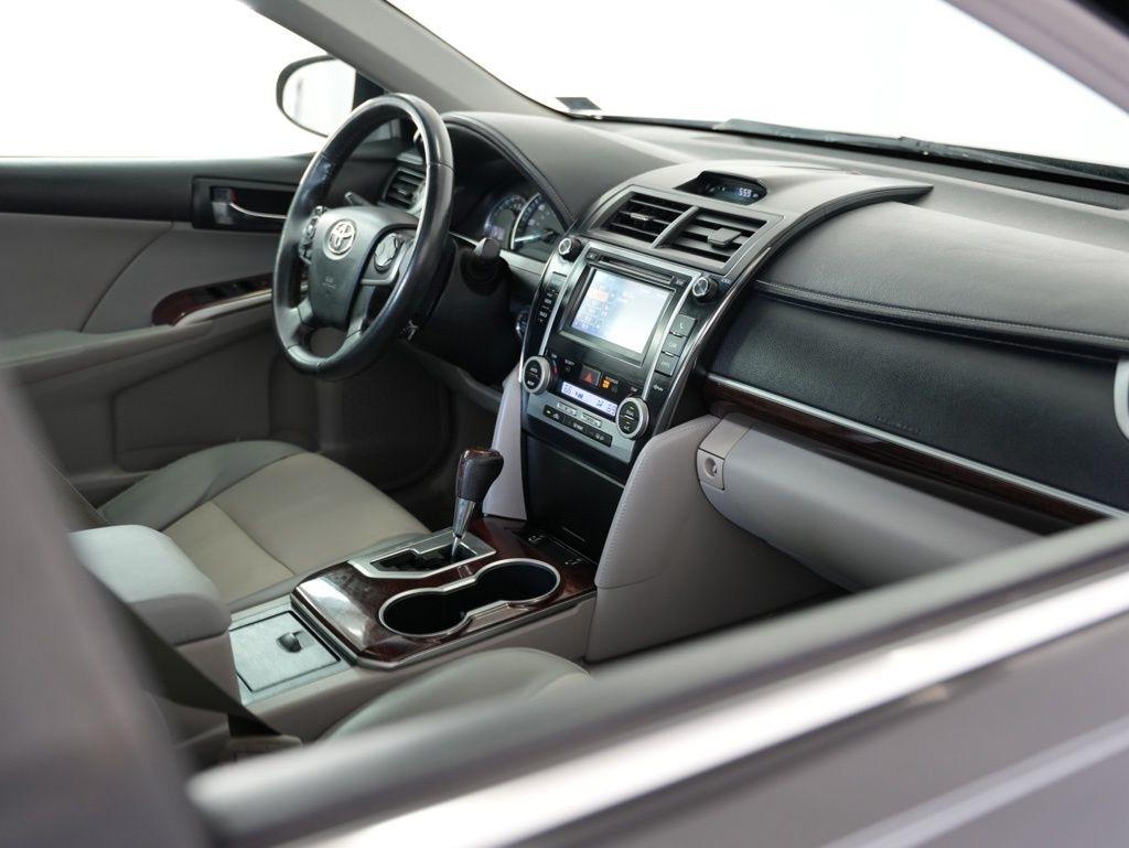 Toyota Camry 4dr Sdn I4 Auto SE Sport Limited Edition (Natl) 2012