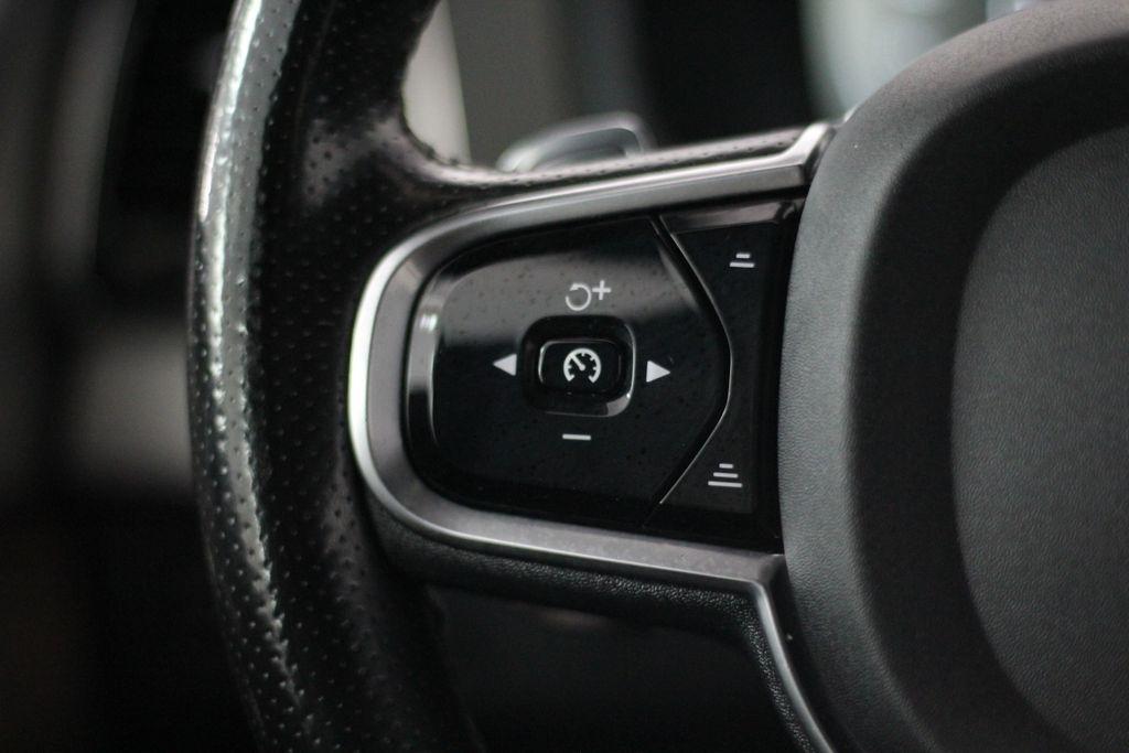 Volvo XC90 AWD 4dr T6 R-Design 2016