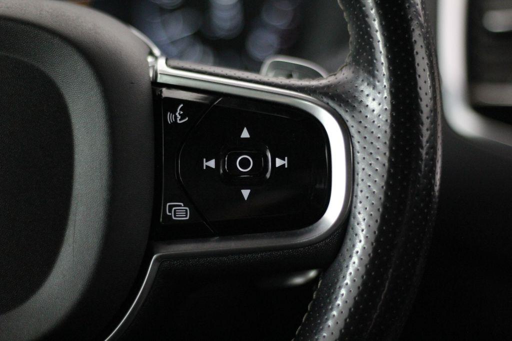 Volvo XC90 AWD 4dr T6 R-Design 2016
