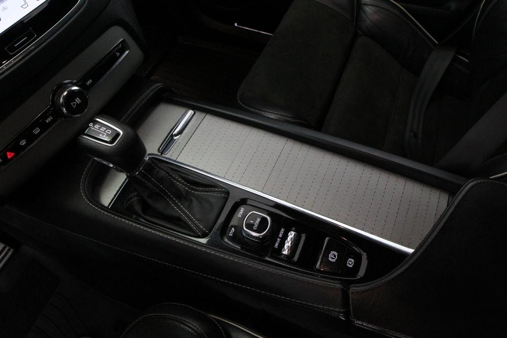 Volvo XC90 AWD 4dr T6 R-Design 2016