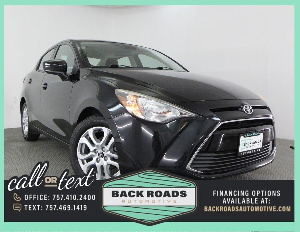 Toyota Yaris iA Manual (Natl) 2018