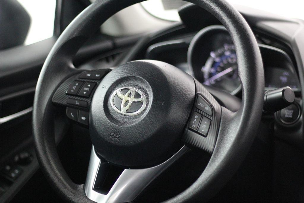 Toyota Yaris iA Manual (Natl) 2018
