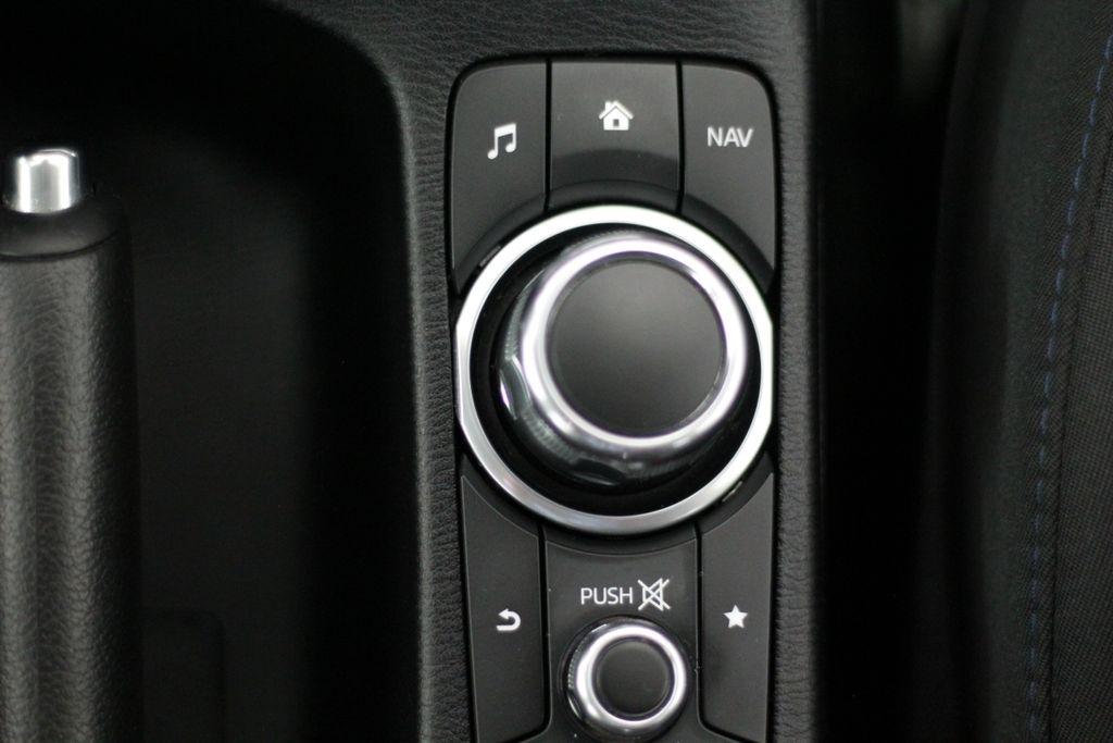 Toyota Yaris iA Manual (Natl) 2018